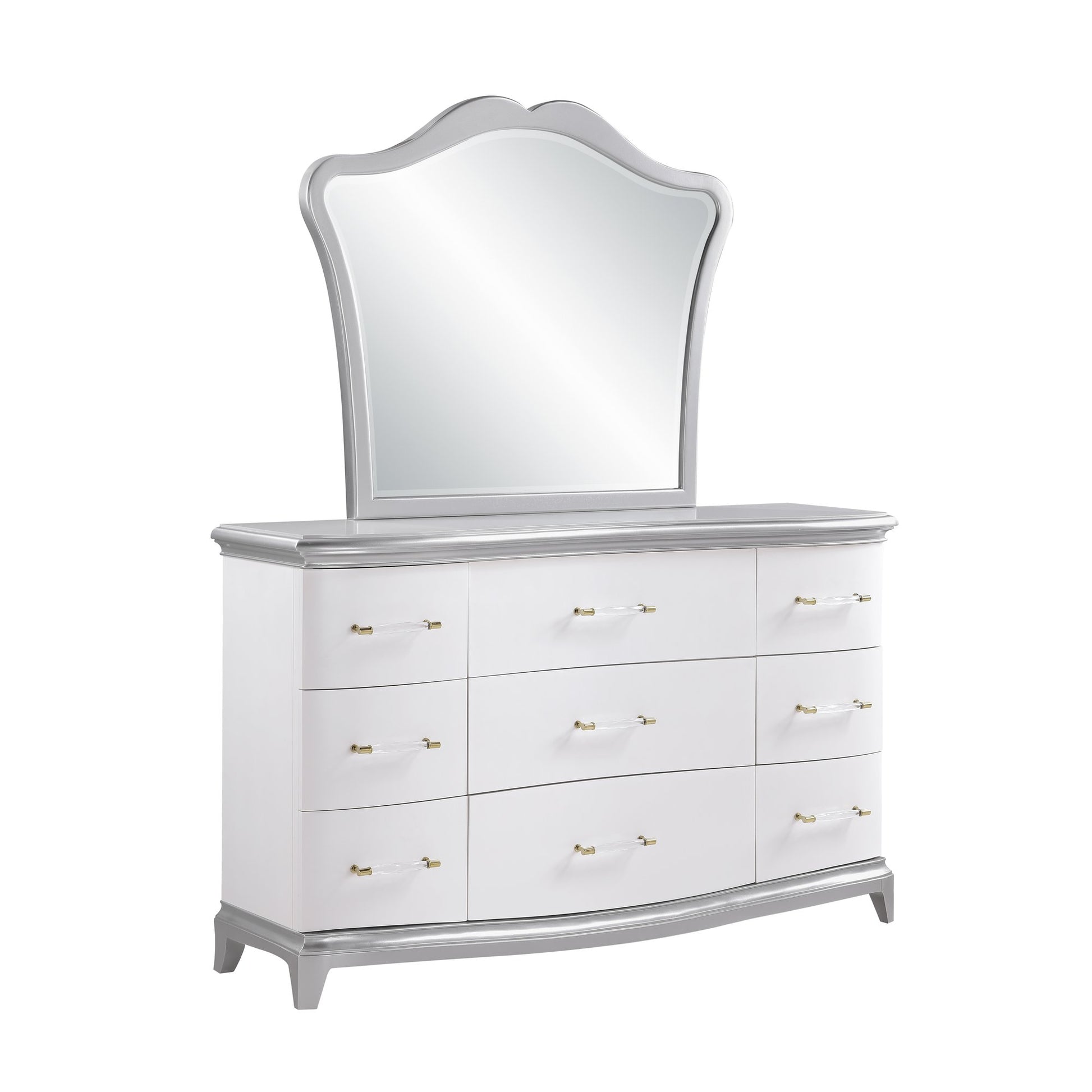 NINA DRESSER