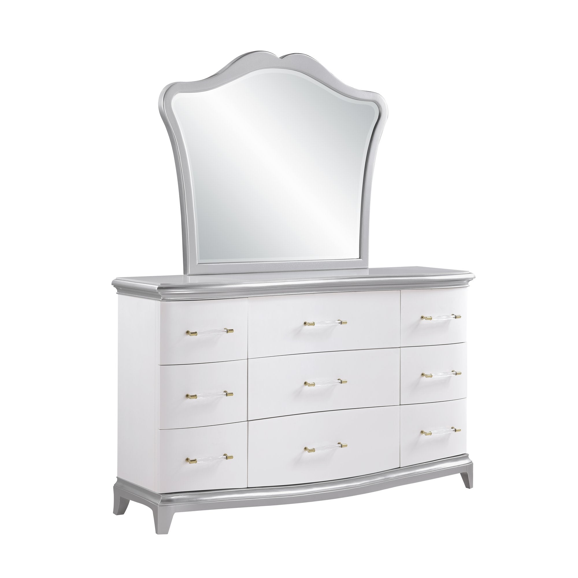 NINA DRESSER
