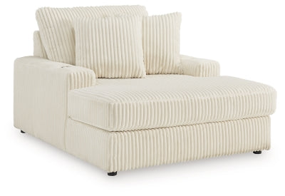 Lindyn Chaise