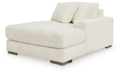 Lindyn Right-Arm Facing Corner Chaise