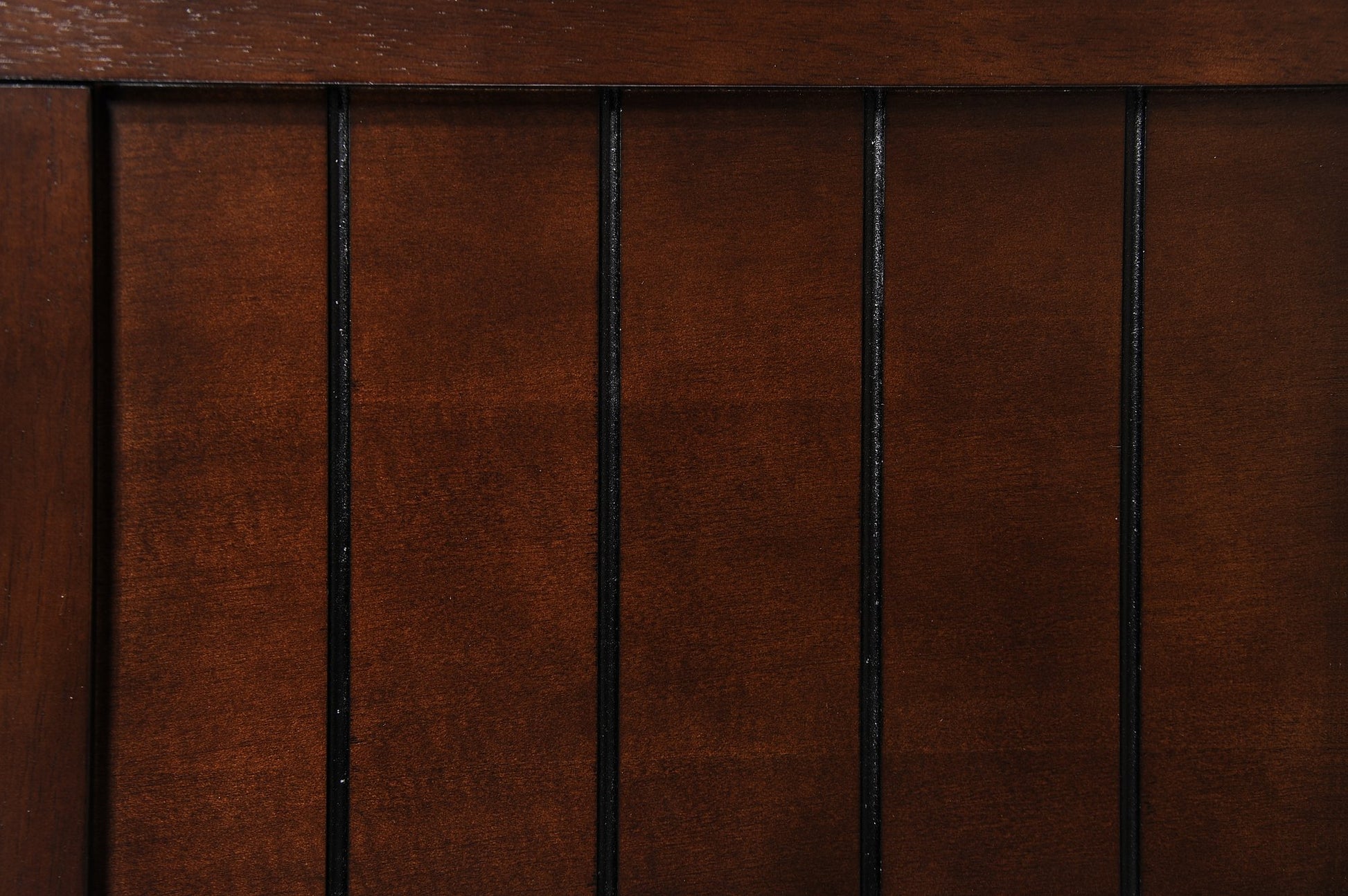 BARDSTOWN DINING TABLE (18 LEAF)