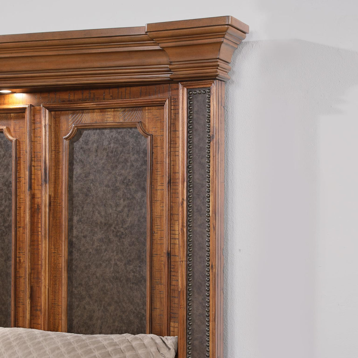 Brown King 5-Piece Bedroom Set