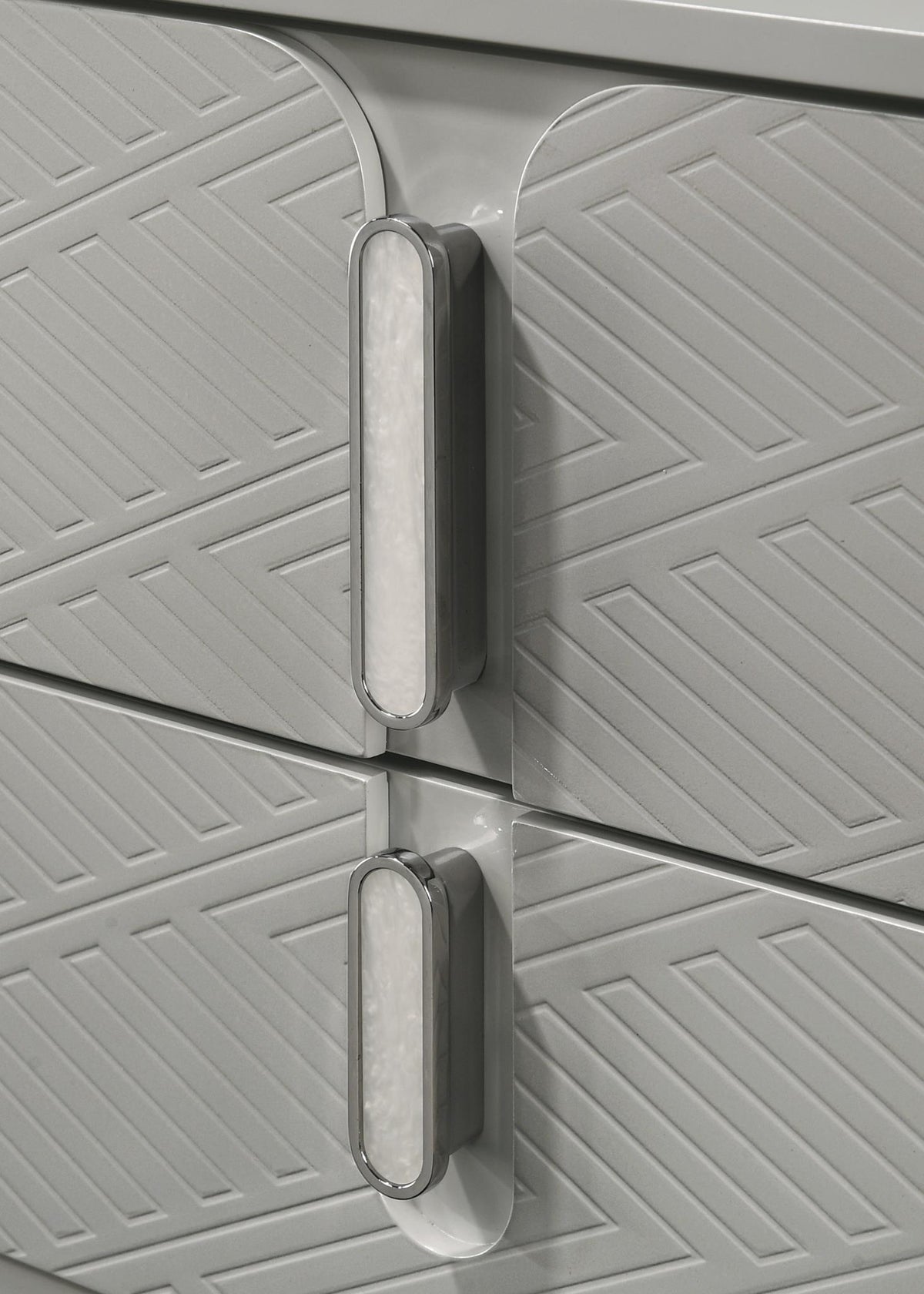 Cool Gray Queen 5-Piece Bedroom Set