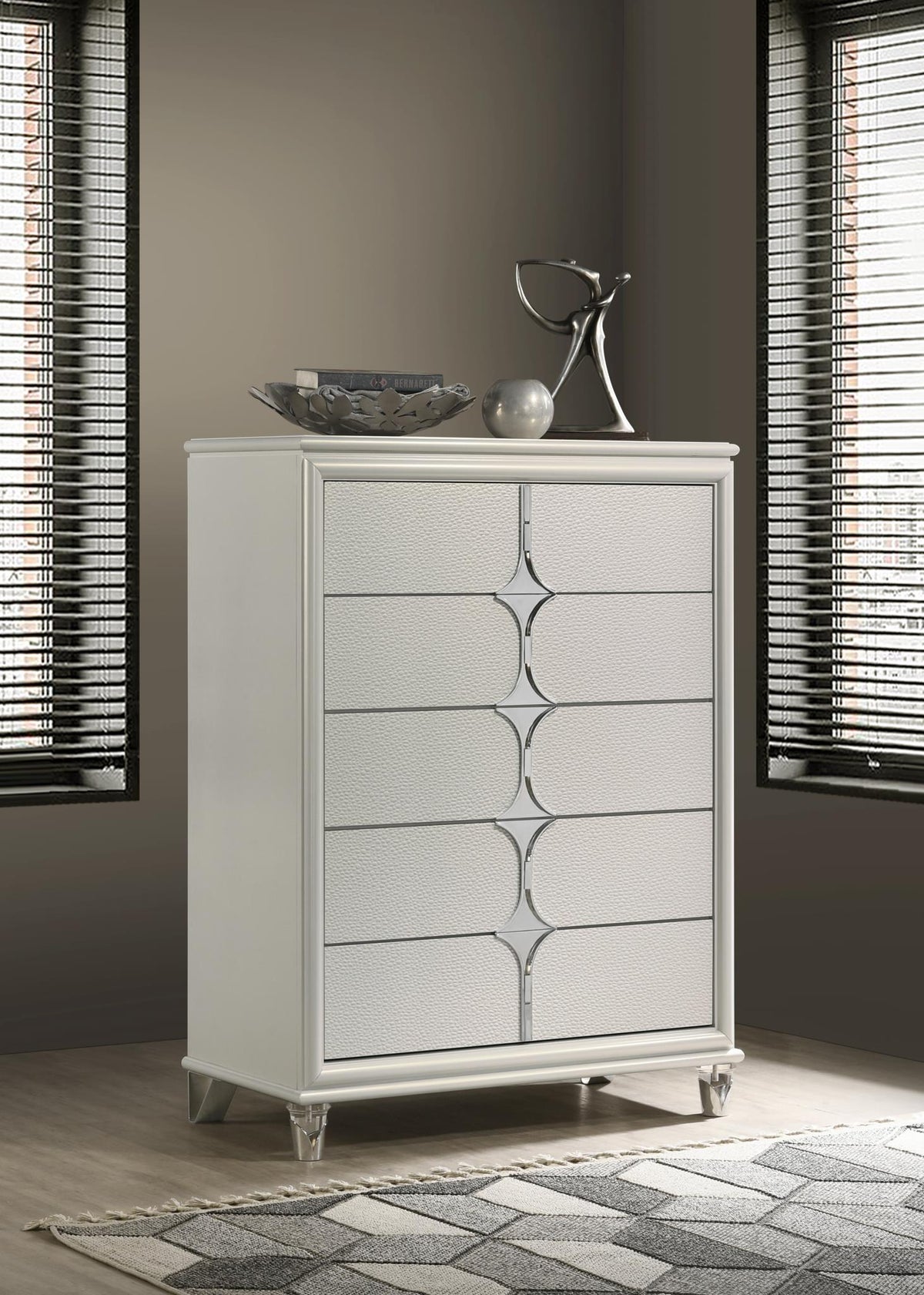 Mysterious Gold King 5-Piece Bedroom Set B025