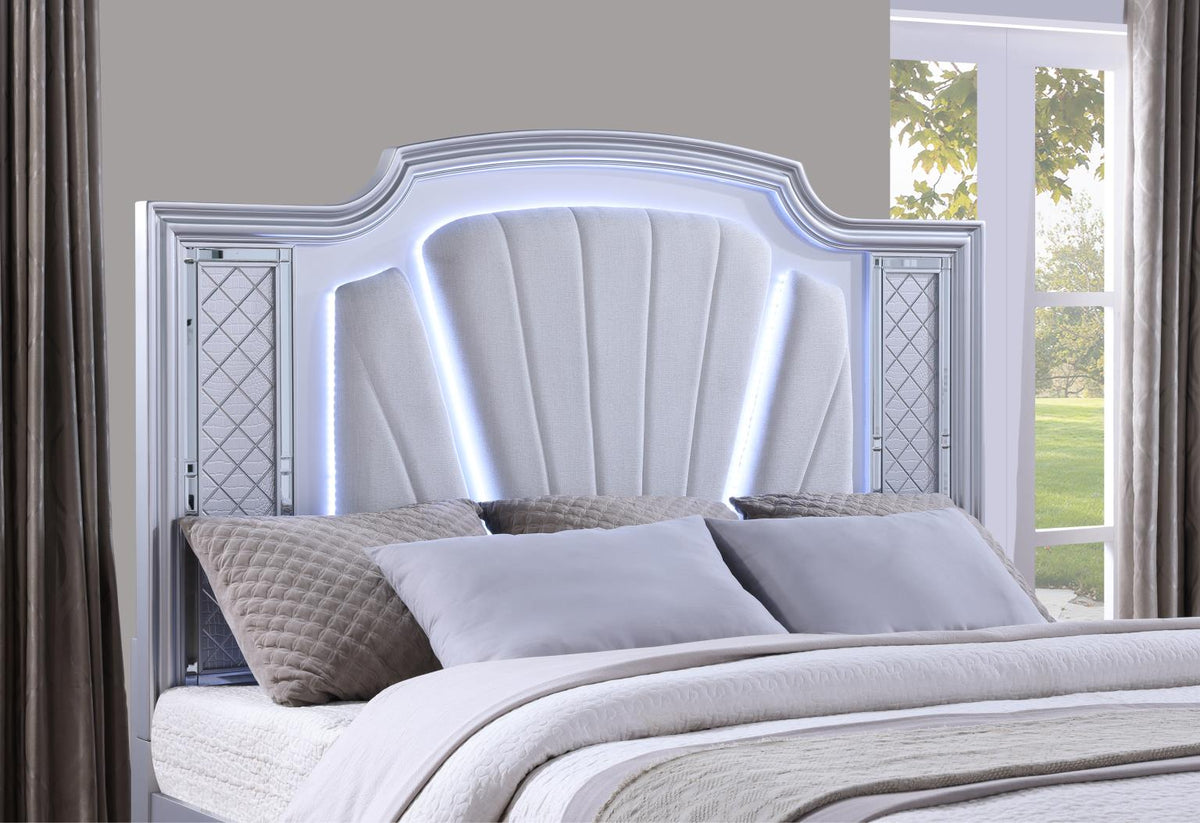 Silver King 3-Piece Bedroom Set B048