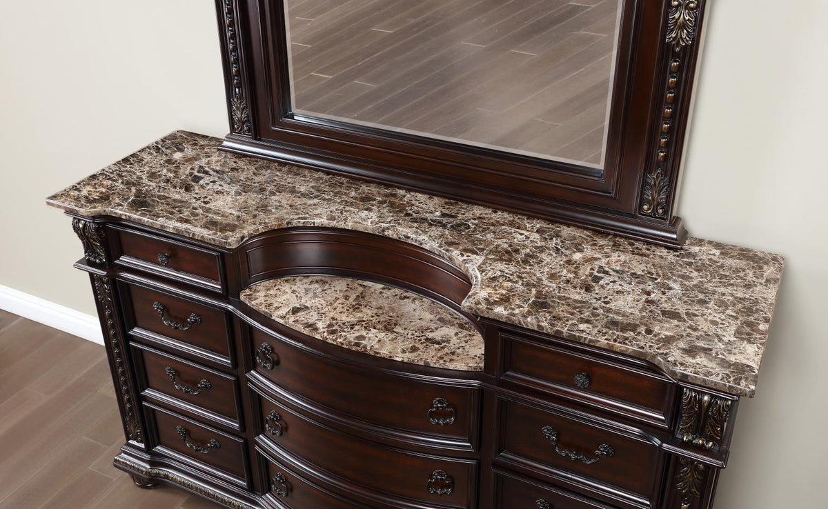 Cherry Queen 3-Piece Bedroom Set