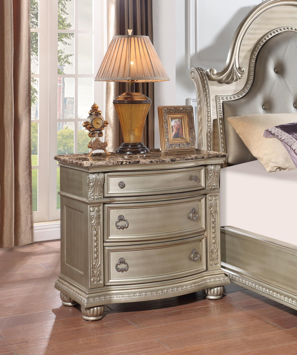 Champagne Queen 3-Piece Bedroom Set