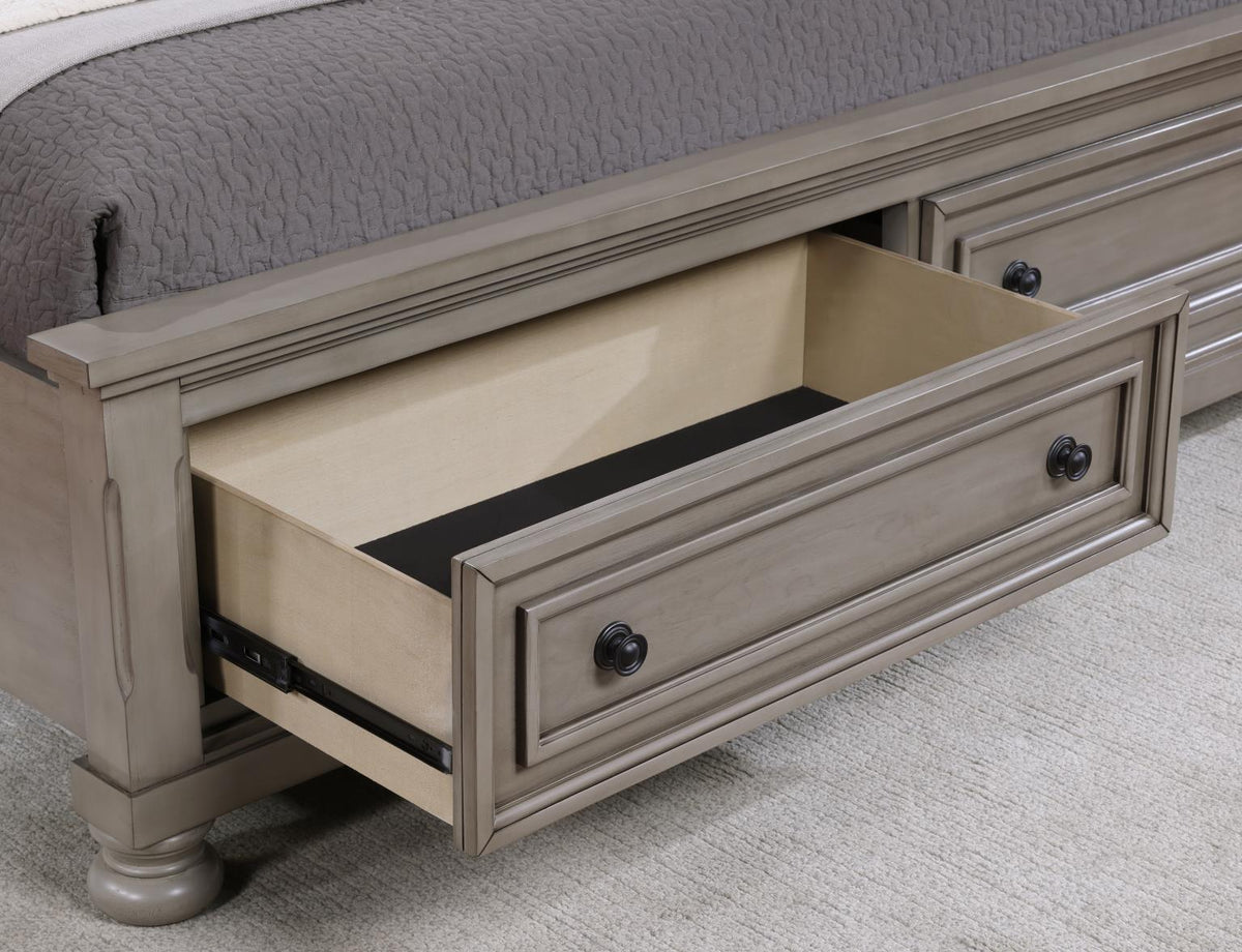 Light Gray King 3-Piece Bedroom Set B070