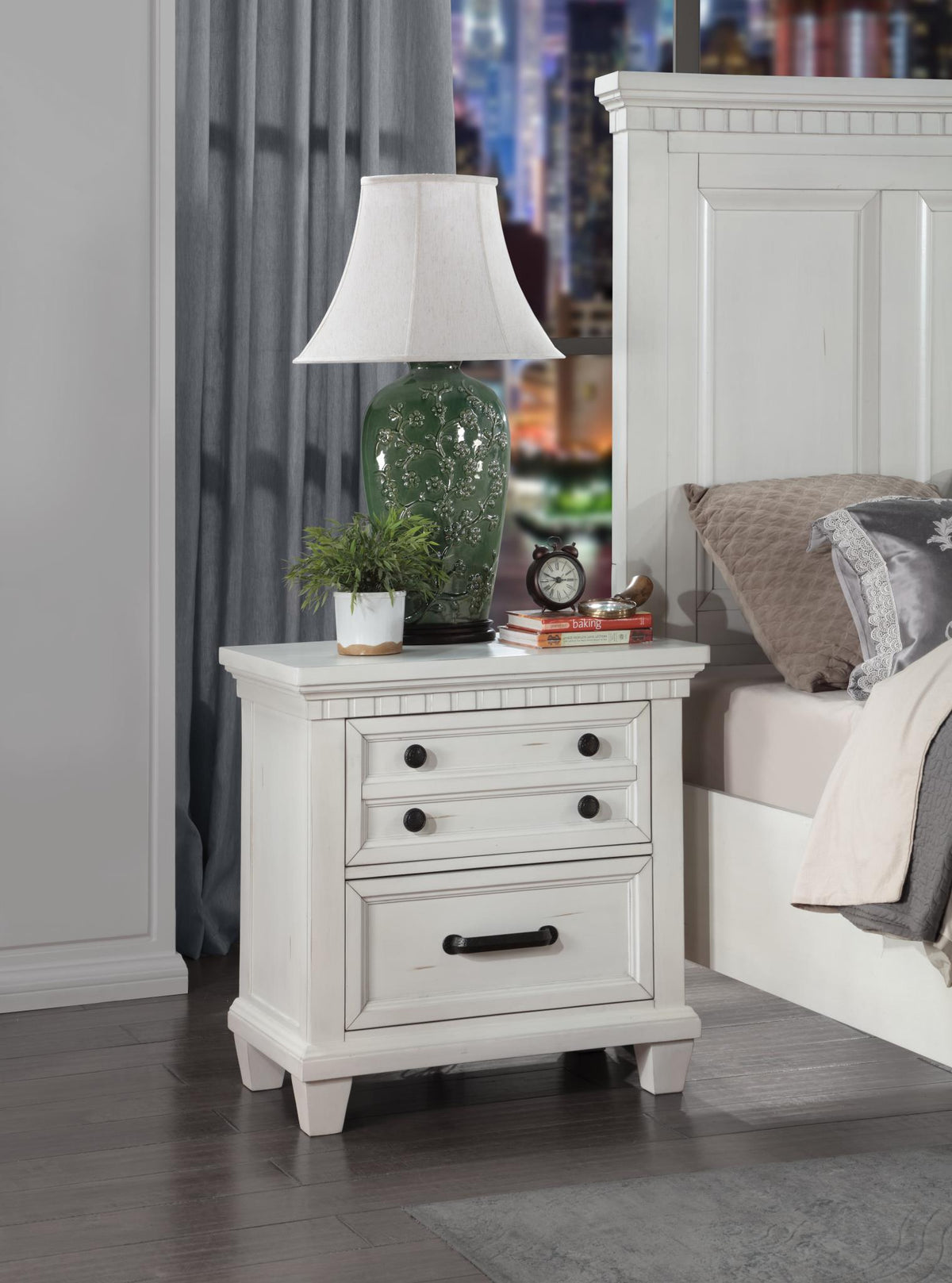 White King 5-Piece Bedroom Set B078
