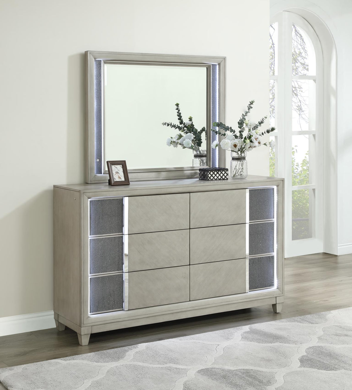 Gray Mirror