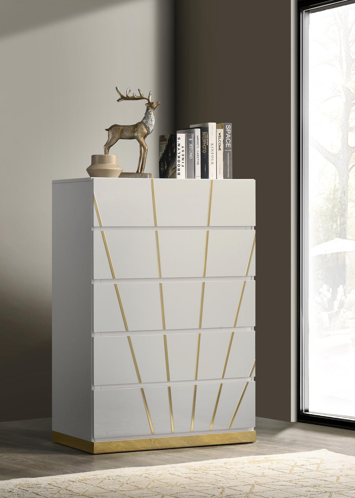 White/Gold Line Chest