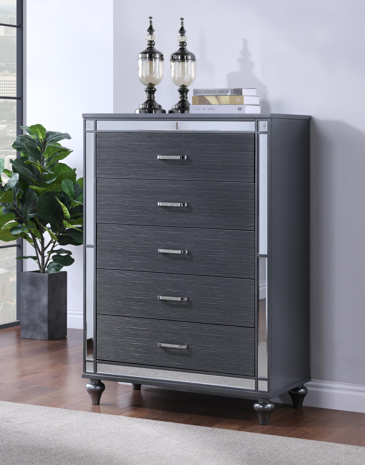 Charcoal Gloss Chest