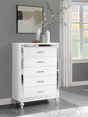 White Gloss Chest