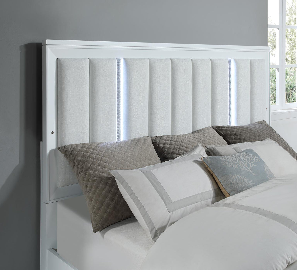 White Night Stand