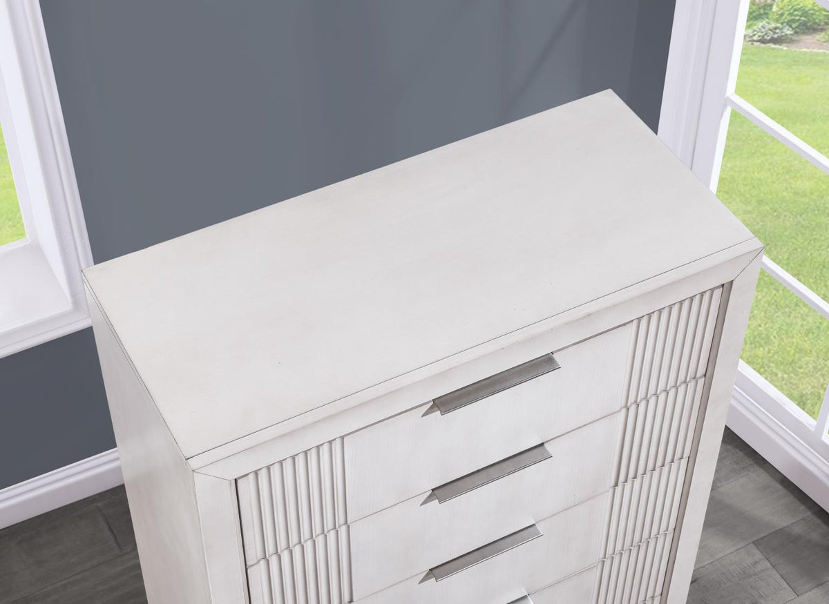 Beige Queen 5-Piece Bedroom Set