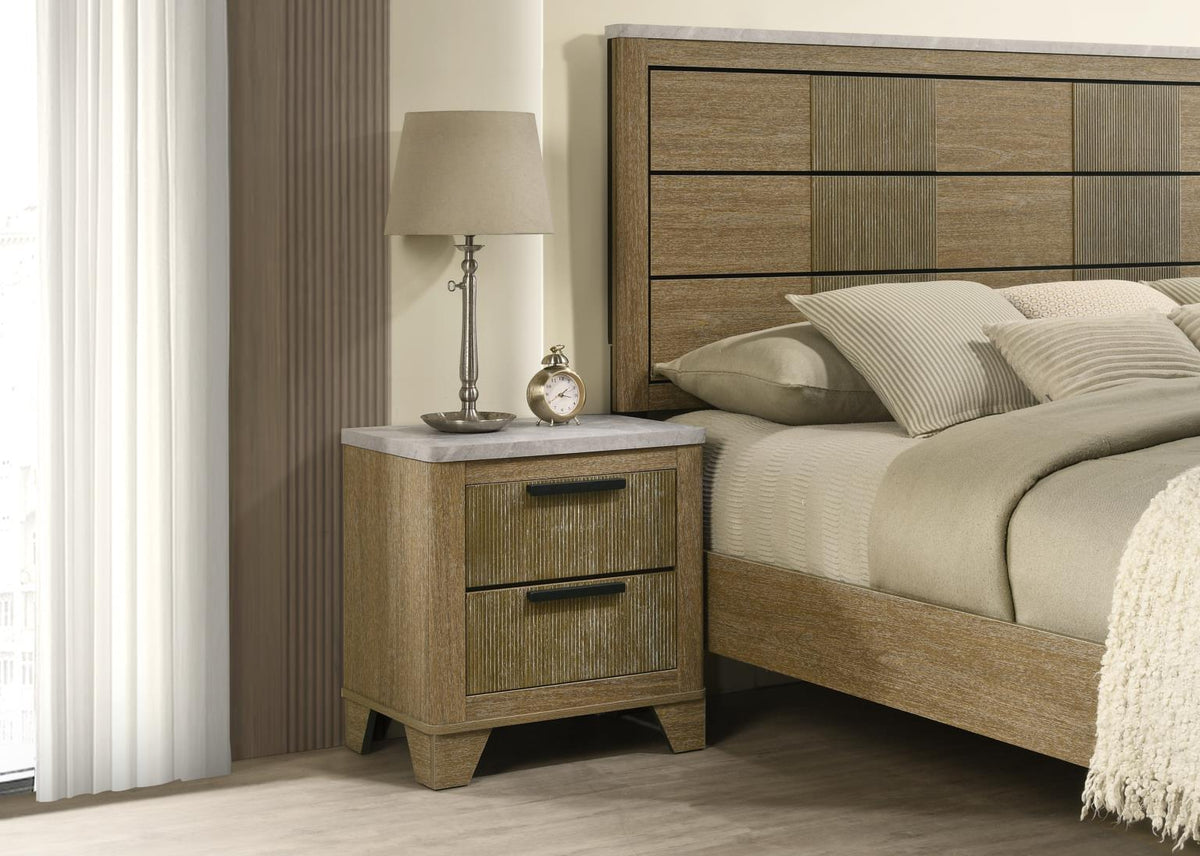 Aspen Oak Queen 3-Piece Bedroom Set
