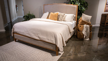 Sharlance Queen Upholstered Panel Footboard/Rails/Slats
