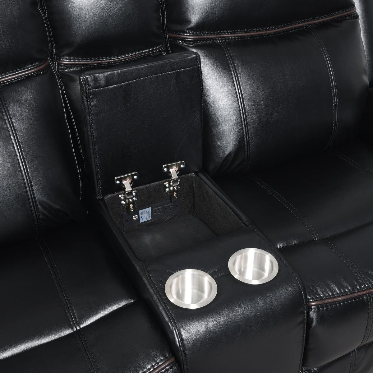 Motion 2-Piece Living Room Set U105