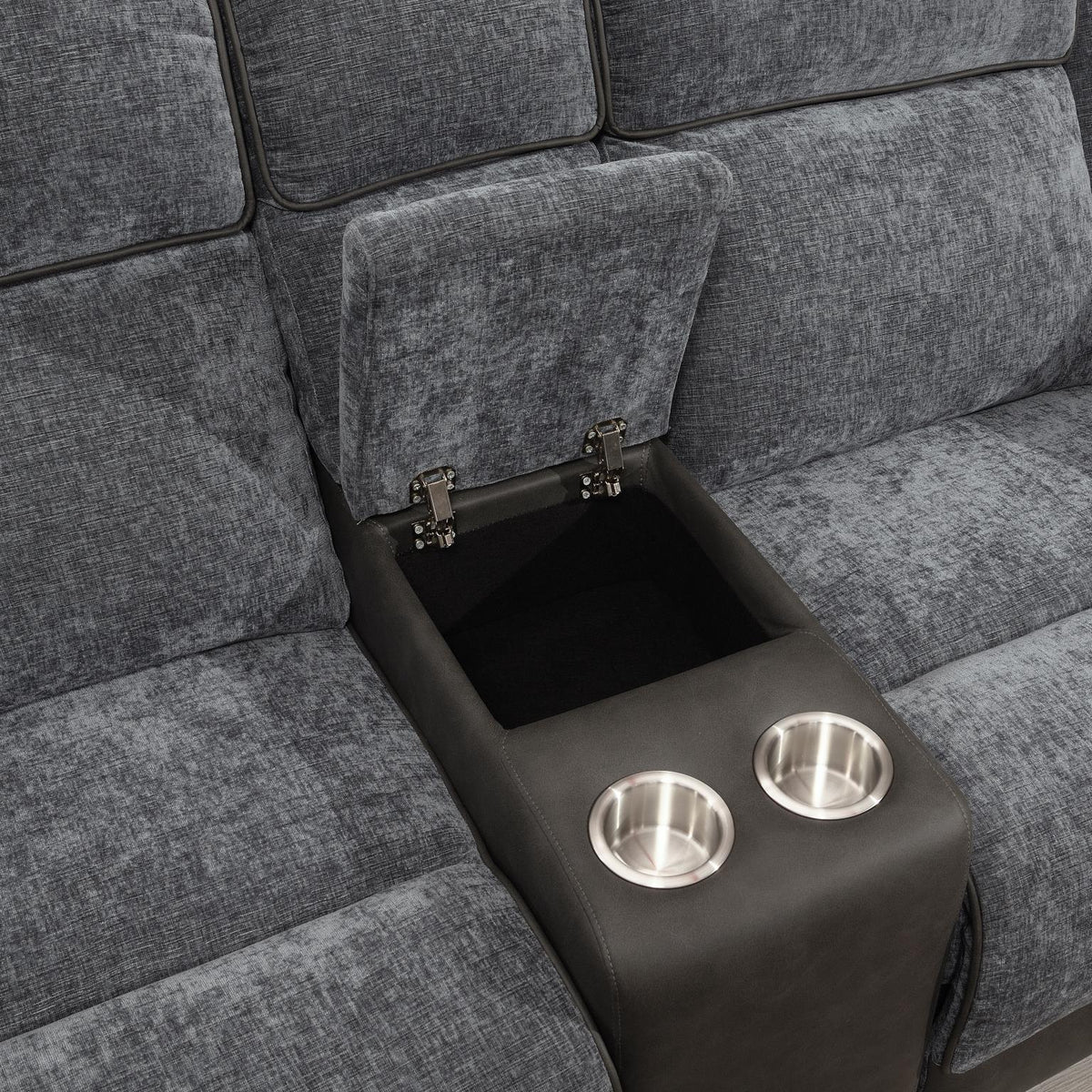 Motion 2-Piece Living Room Set U177