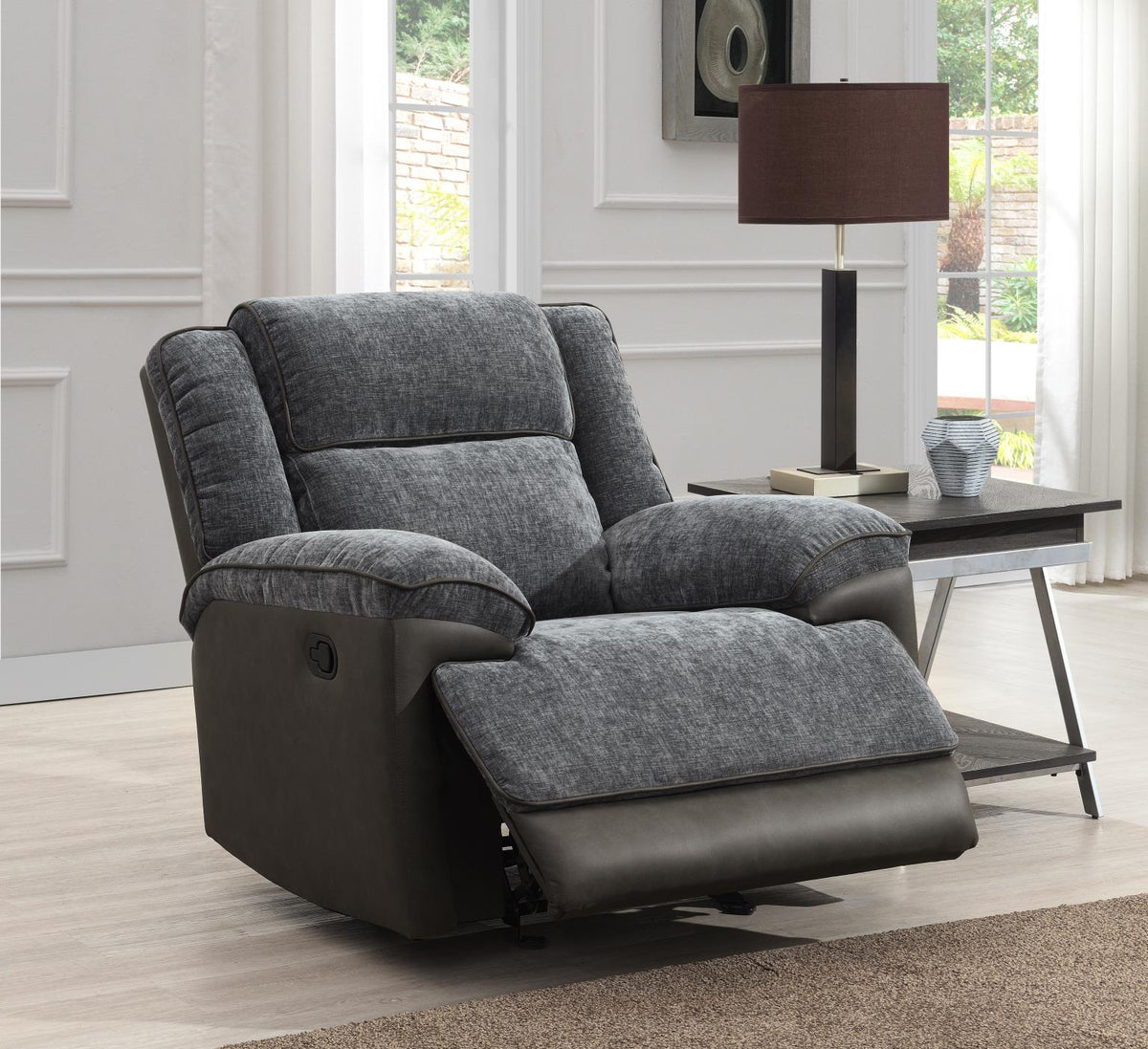 Motion 2-Piece Living Room Set U177