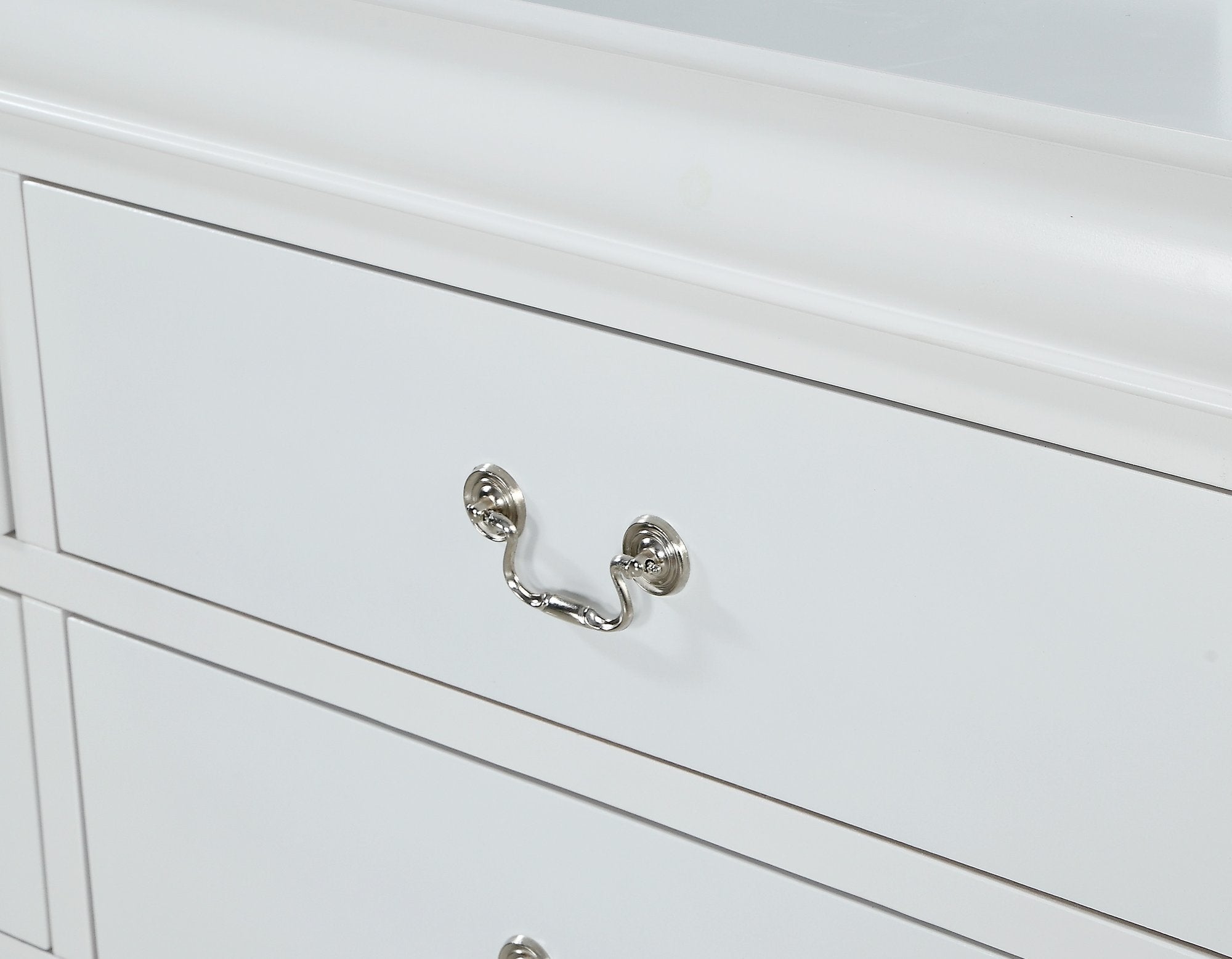 LOUIS PHILIP CHEST WHITE