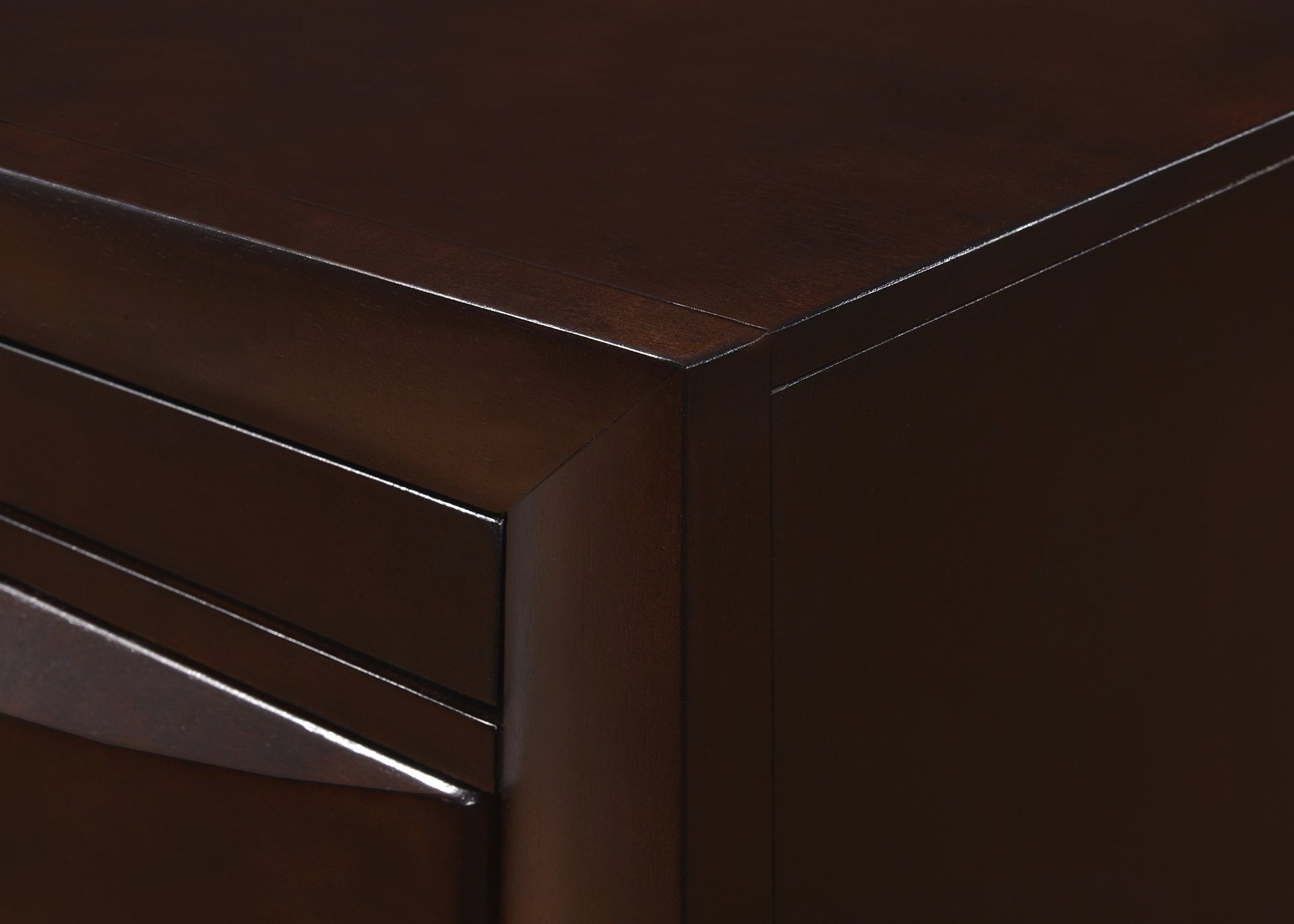 EMILY CHEST DARK CHERRY