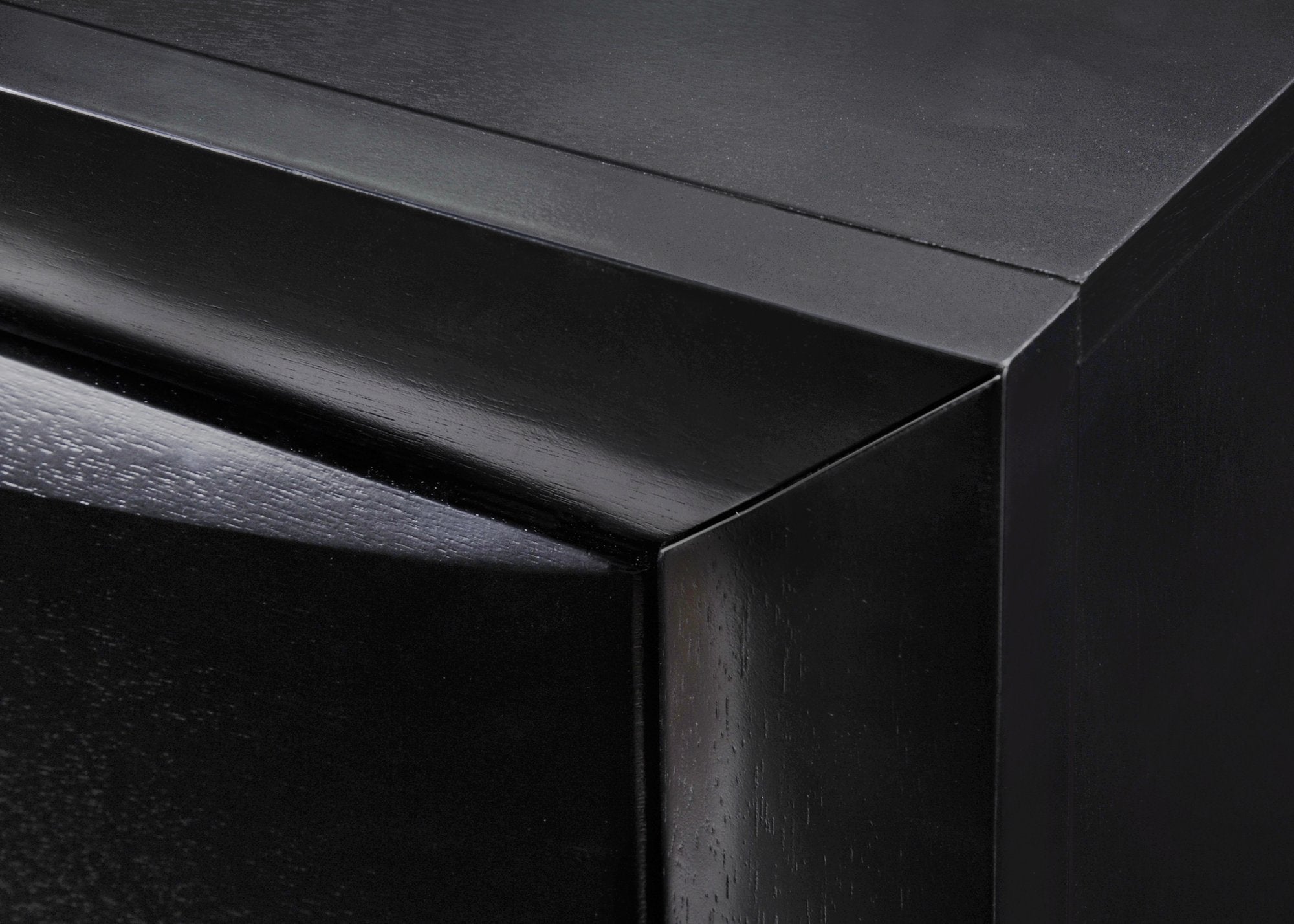 BLACK EMILY DRESSER 8 DRAWERS