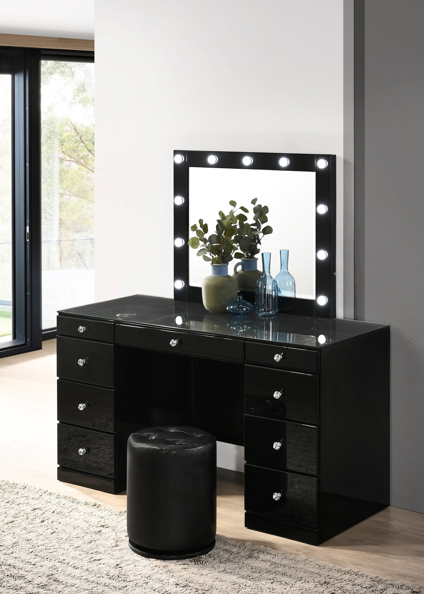 AVERY VANITY WHITE