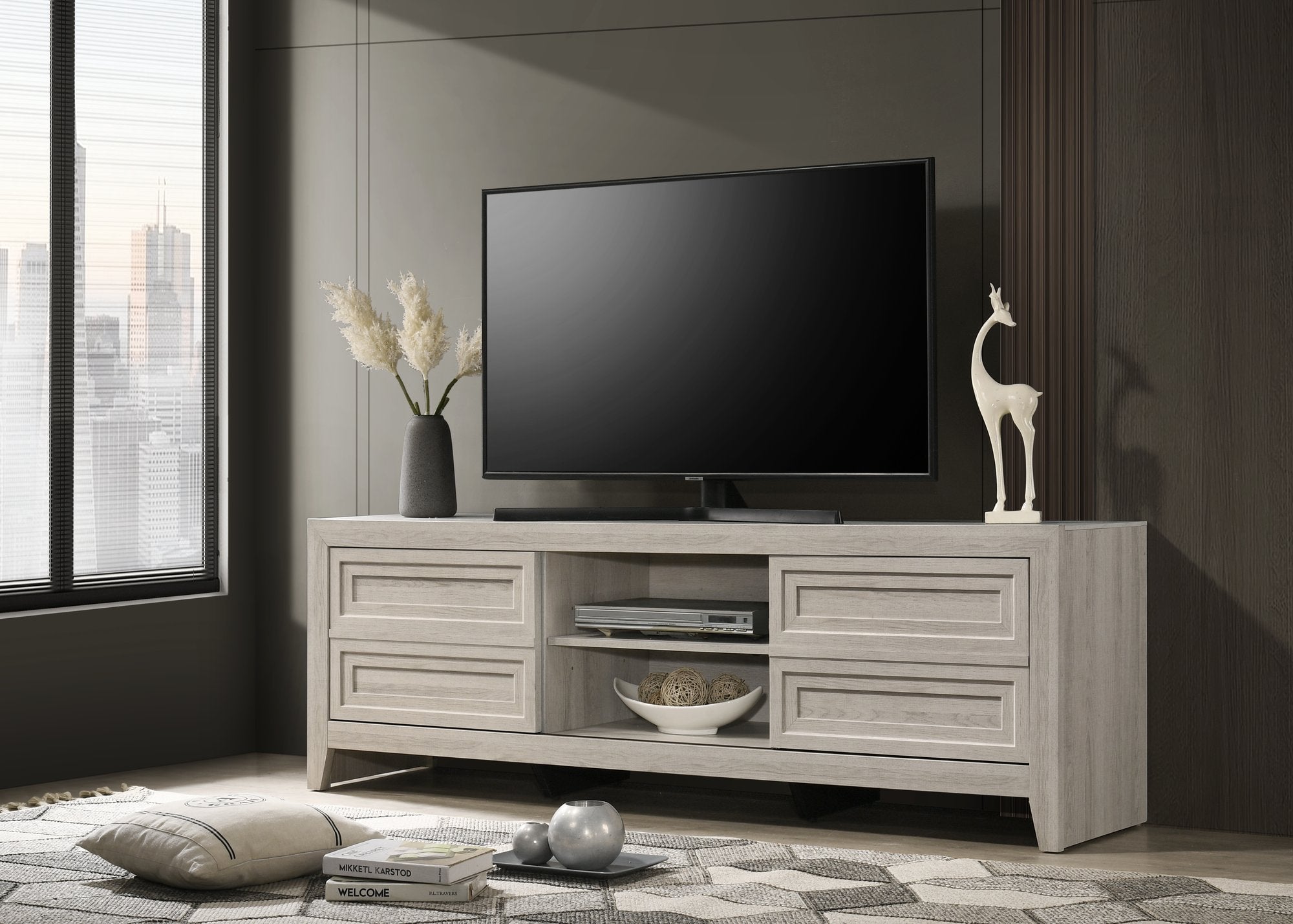 LORRAINE TV STAND