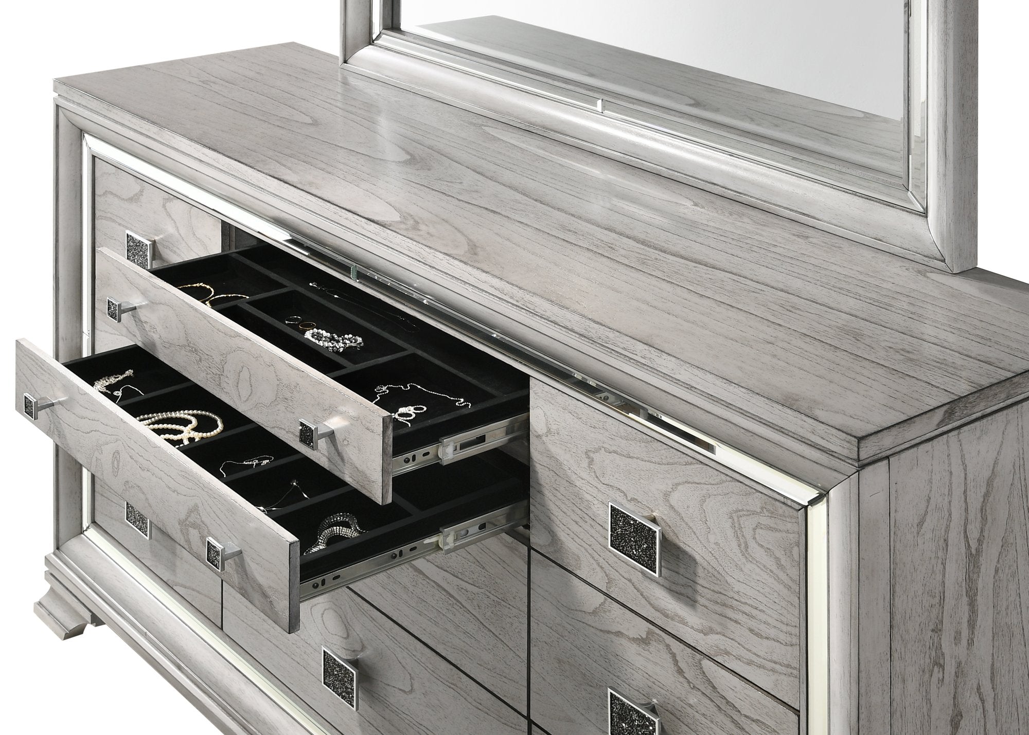 VAIL DRESSER